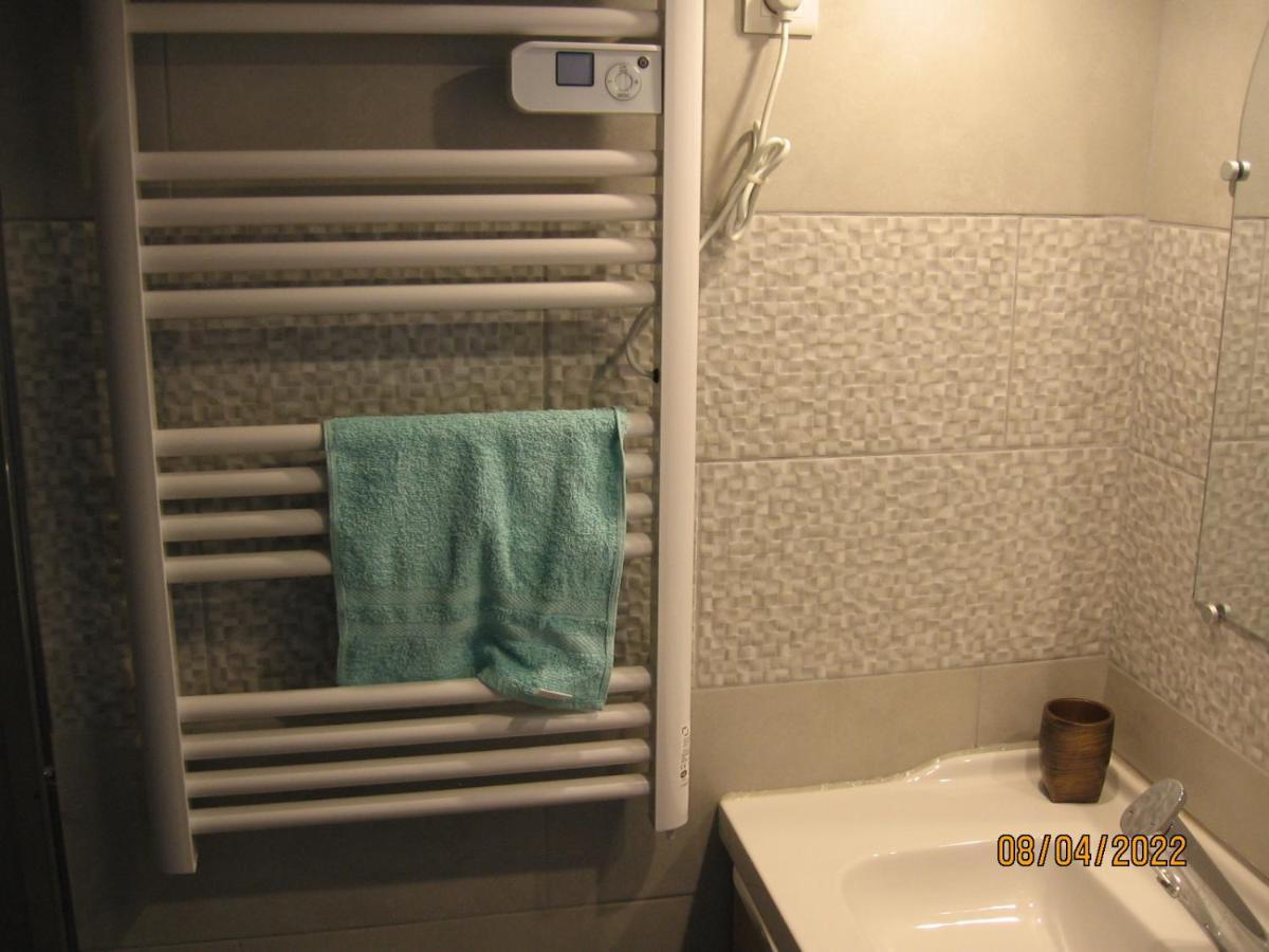 Appartement Avec Chambre En Mezzanine Роньяк Екстер'єр фото