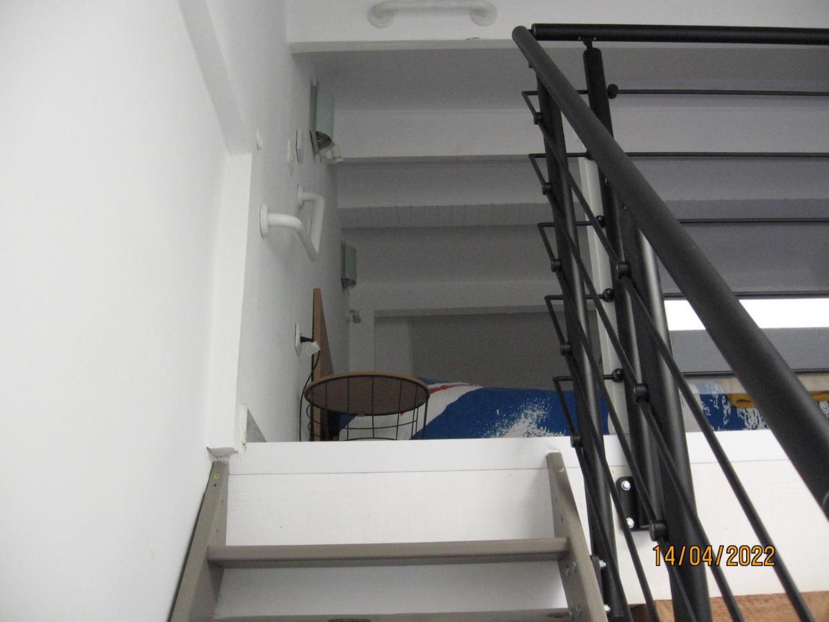 Appartement Avec Chambre En Mezzanine Роньяк Екстер'єр фото